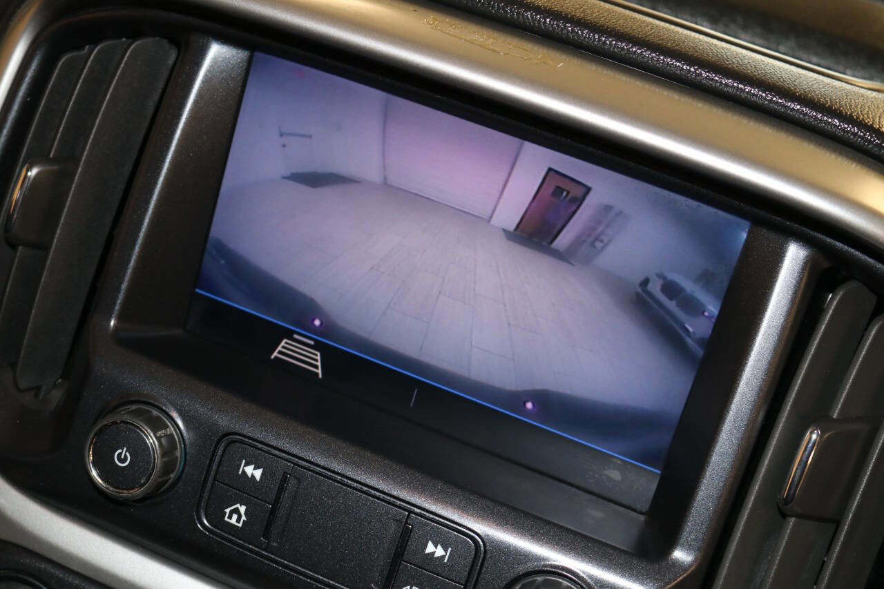 Used 2022 Chevrolet Colorado LT w/ Fleet Safety Package image 29