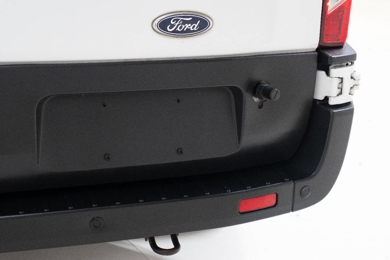 Used 2020 Ford Transit 250 250 3dr SWB Medium Roof Cargo image 15