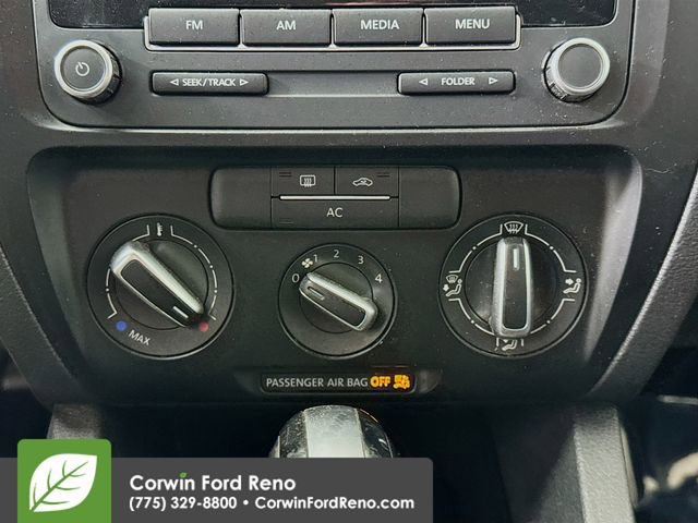 Used 2011 Volkswagen Jetta SE image 14