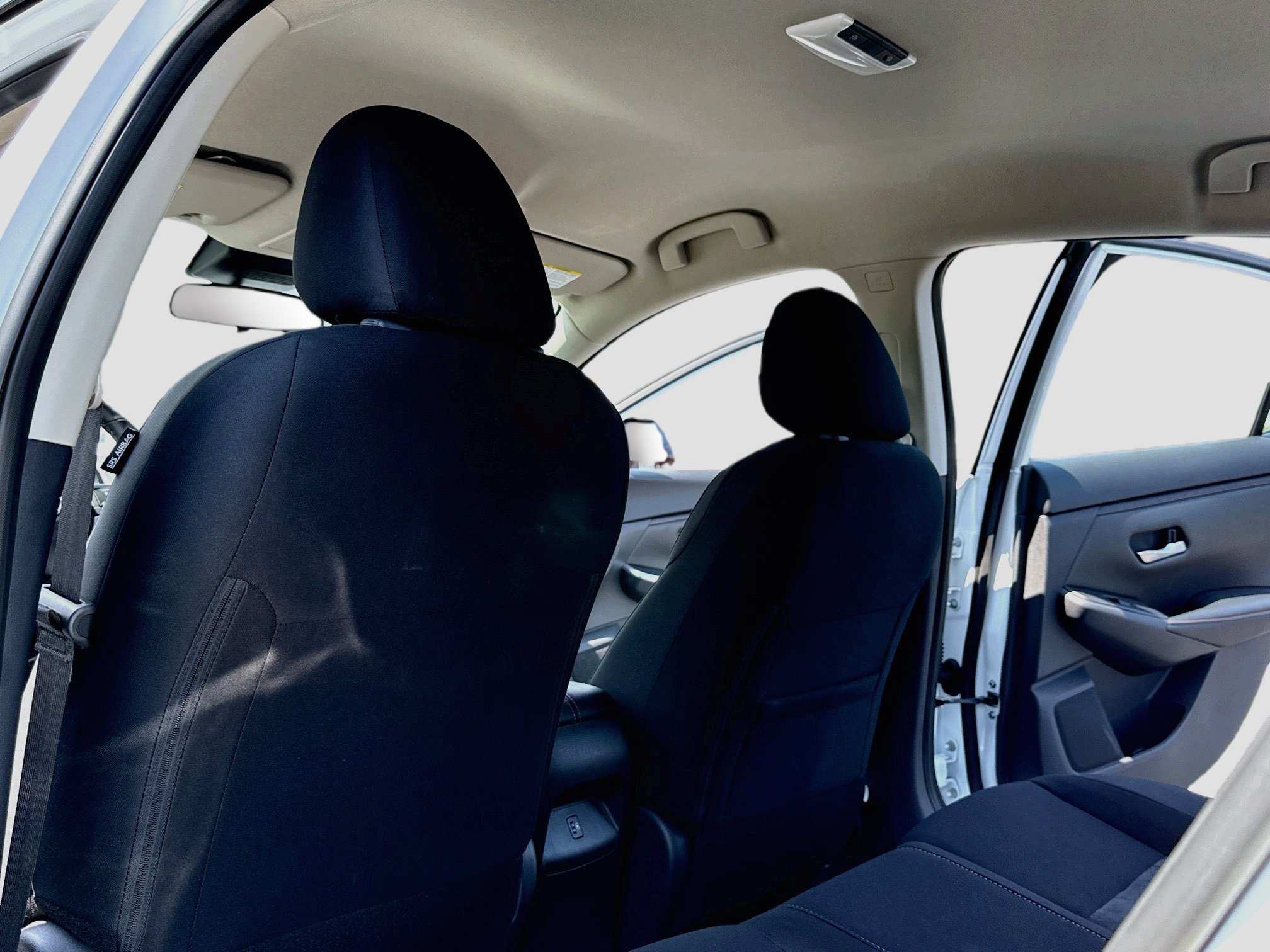 Certified 2025 Nissan Sentra SR FWD image 6