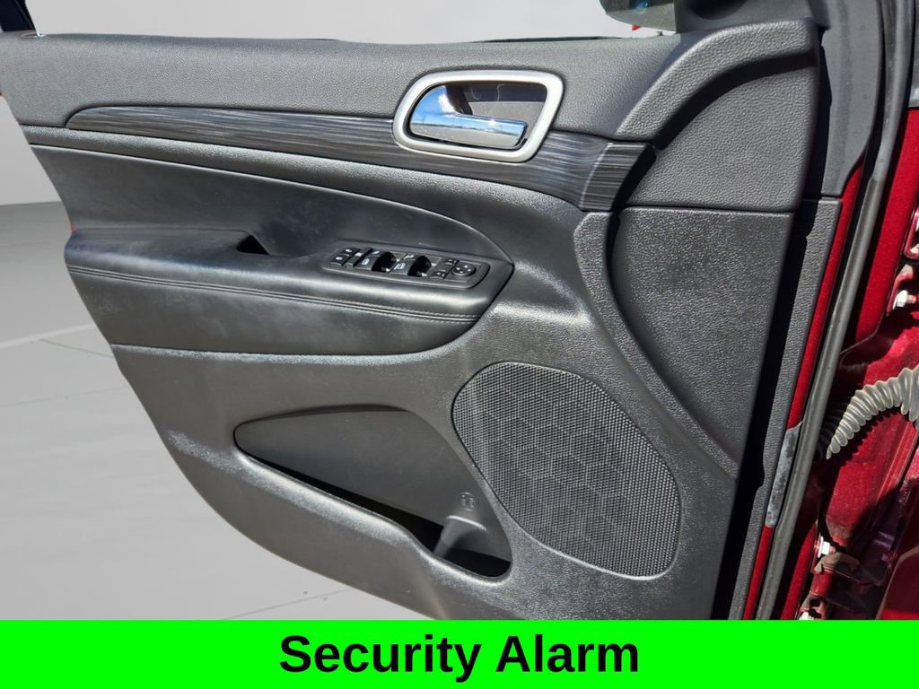 Used 2022 Jeep Grand Cherokee Laredo X image 12