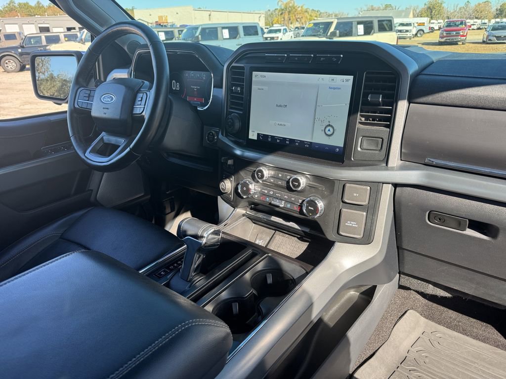 Certified 2022 Ford F150 Lariat w/ Equipment Group 502A High image 23