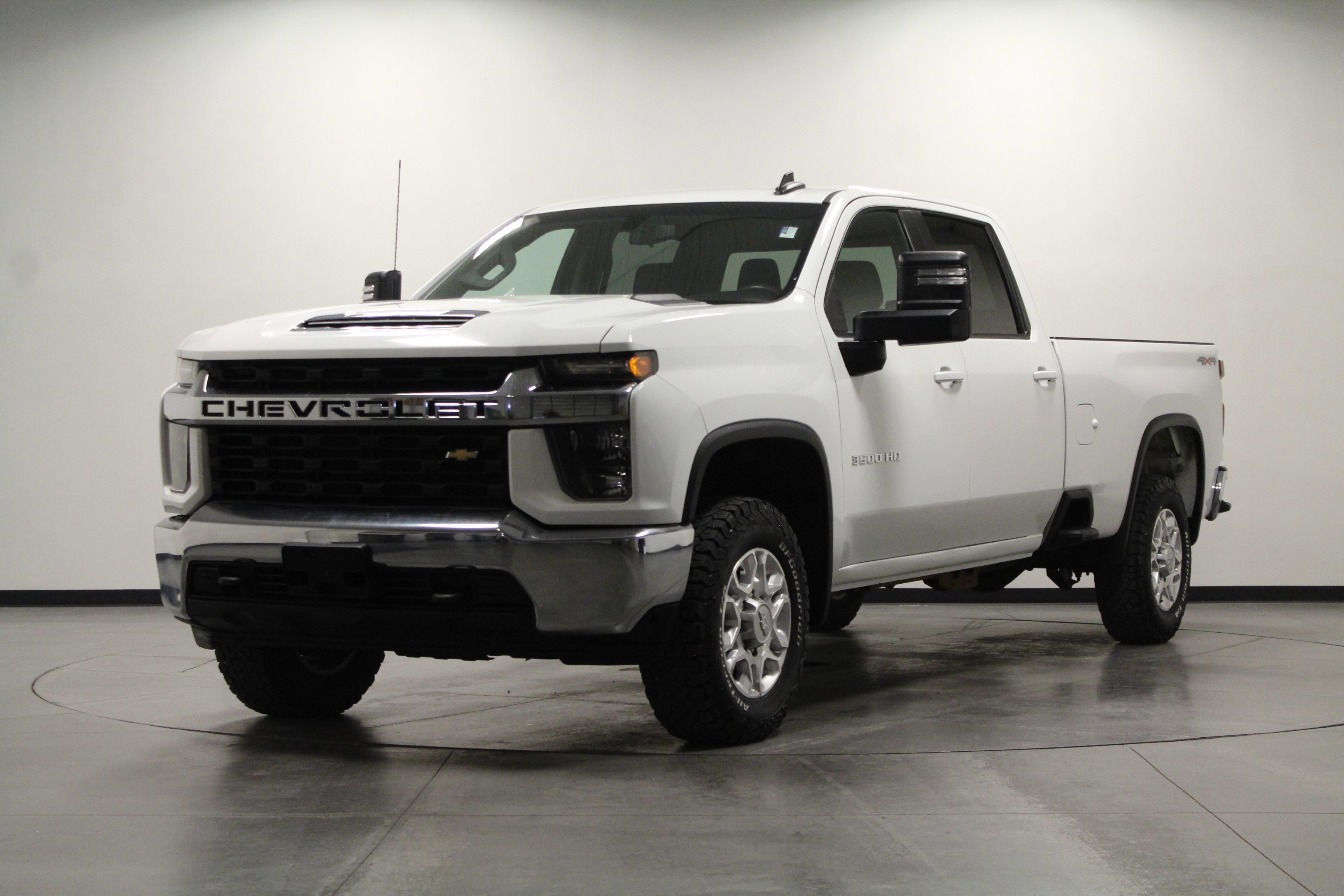 Used 2021 Chevrolet Silverado 3500 LT AWD/4WD image 8