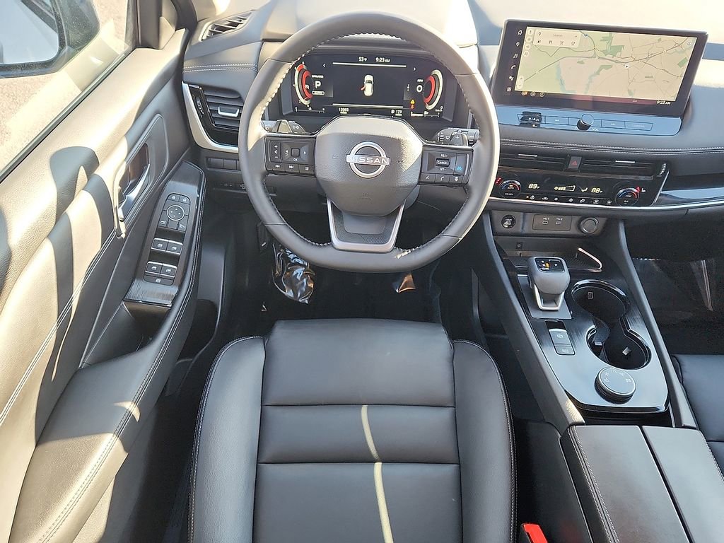 Certified 2025 Nissan Rogue SL image 12