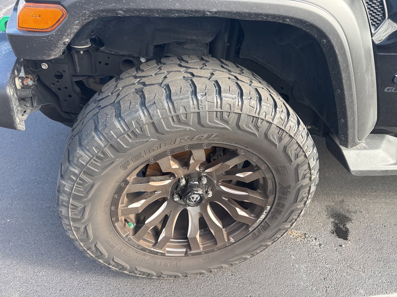 Used 2020 Jeep Gladiator Sport w/ Quick Order Package 24S image 3