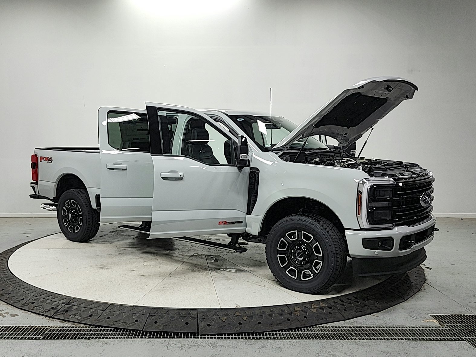 New 2026 Ford F250 Platinum AWD/4WD image 16