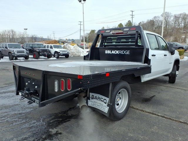 Used 2025 Chevrolet Silverado 3500 W/T image 13