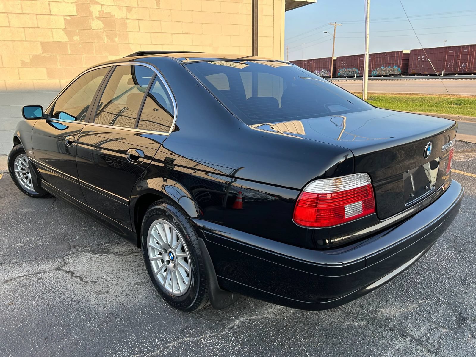 Used 2001 BMW 530i Sedan RWD image 5