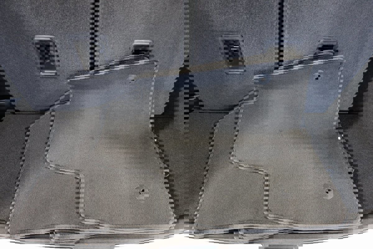 Used 2025 Cadillac XT6 Premium Luxury image 48