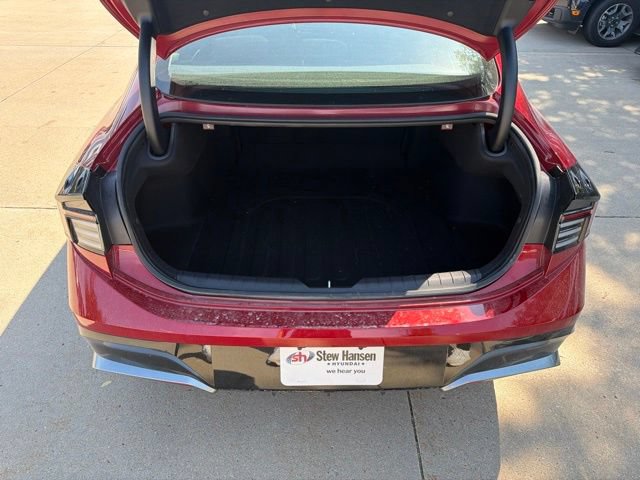Used 2024 Hyundai Sonata SEL w/ Convenience Package FWD image 15