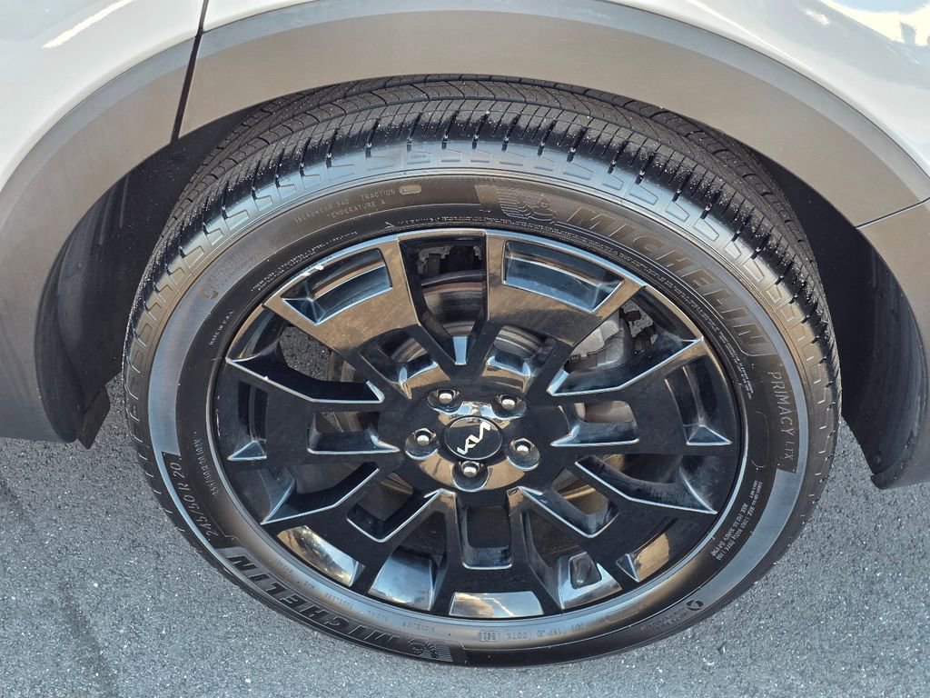 Used 2022 Kia Telluride EX w/ EX Premium Package image 10