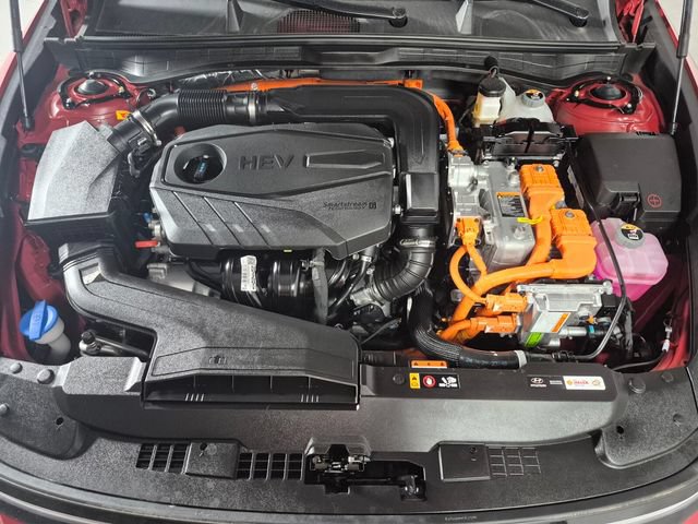 Used 2025 Hyundai Sonata Limited FWD image 8