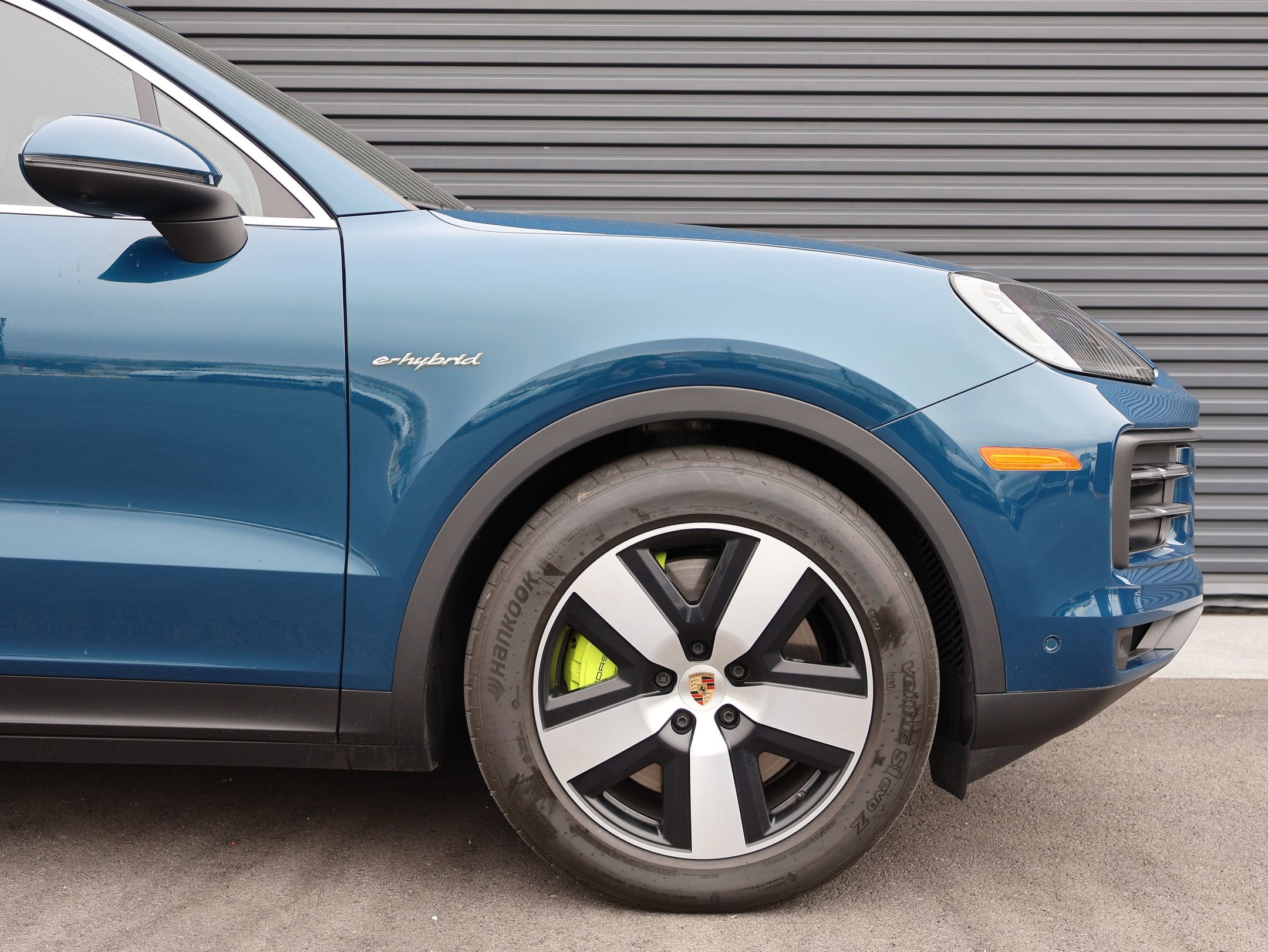 Certified 2025 Porsche Cayenne E-Hybrid image 12