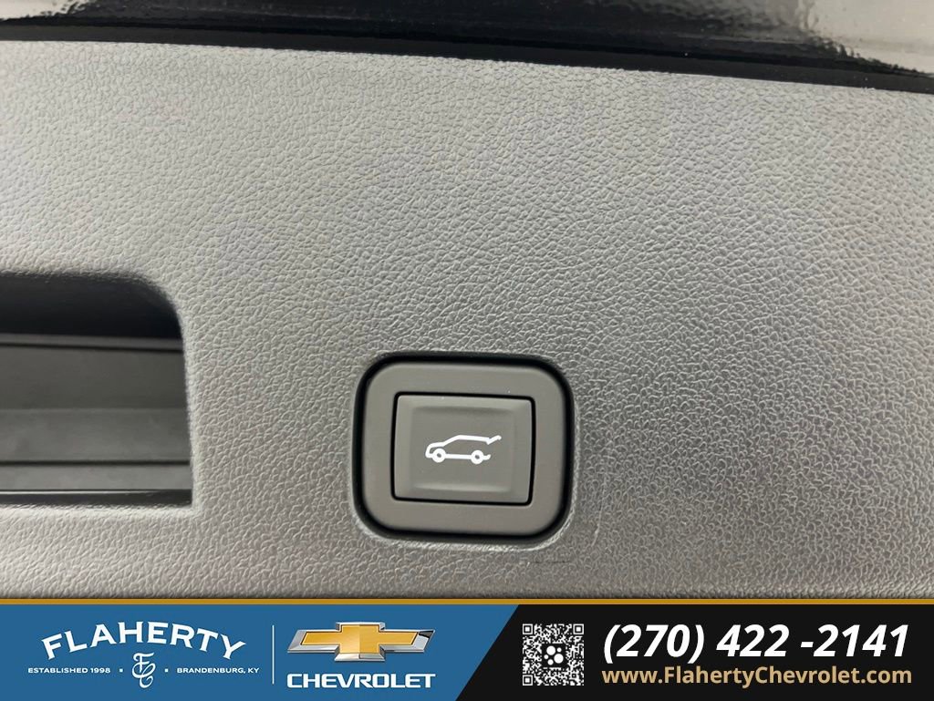 New 2026 Chevrolet Traverse Z71 w/ Driver Confidence Package AWD/4WD image 18