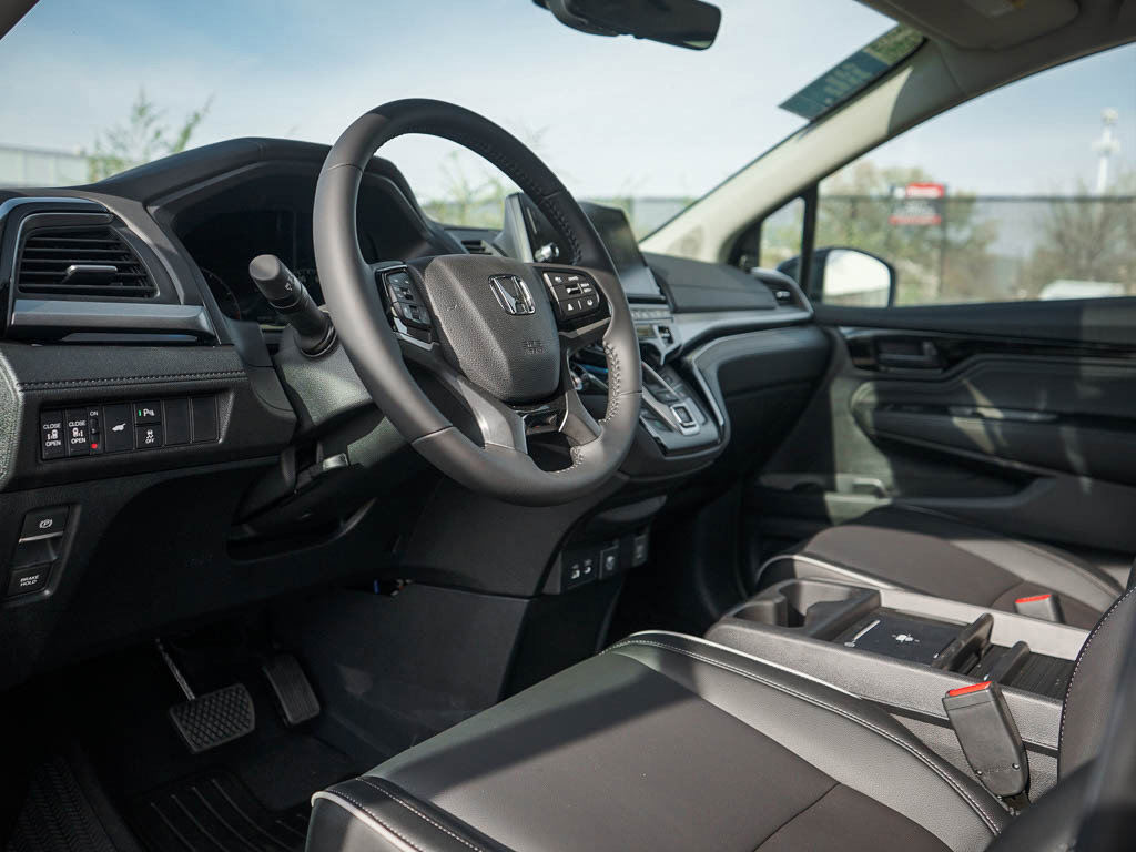 New 2026 Honda Odyssey Touring image 19