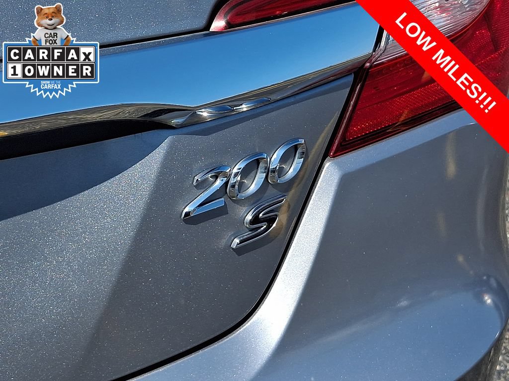 Used 2013 Chrysler 200 S FWD image 30