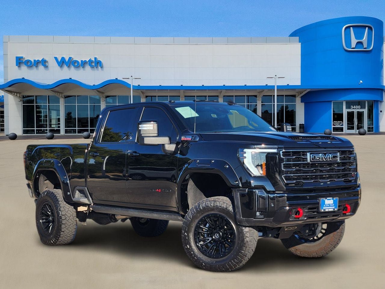 Used 2025 GMC Sierra 2500 AT4 w/ AT4 Premium Plus Package