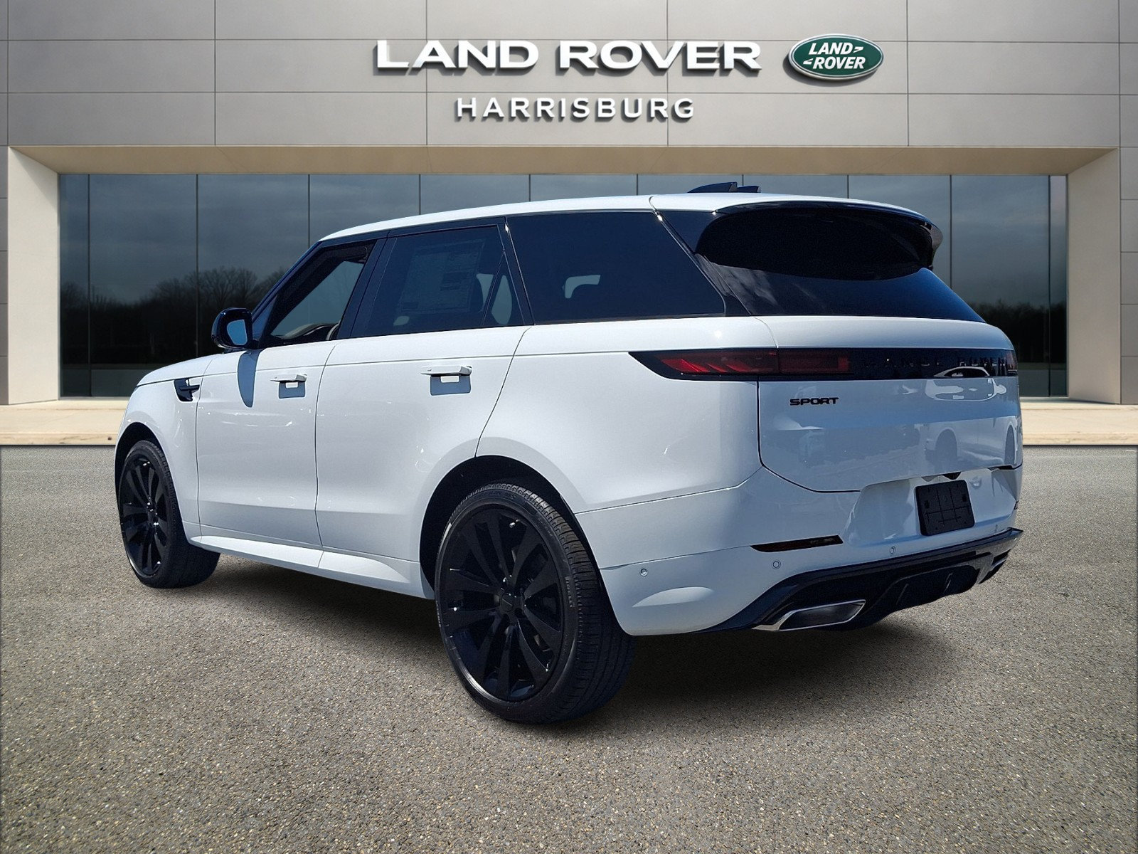 New 2026 Land Rover Range Rover Sport Dynamic SE AWD/4WD image 2