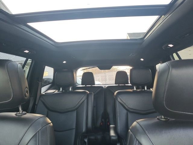 Used 2020 Cadillac XT6 Premium Luxury image 2