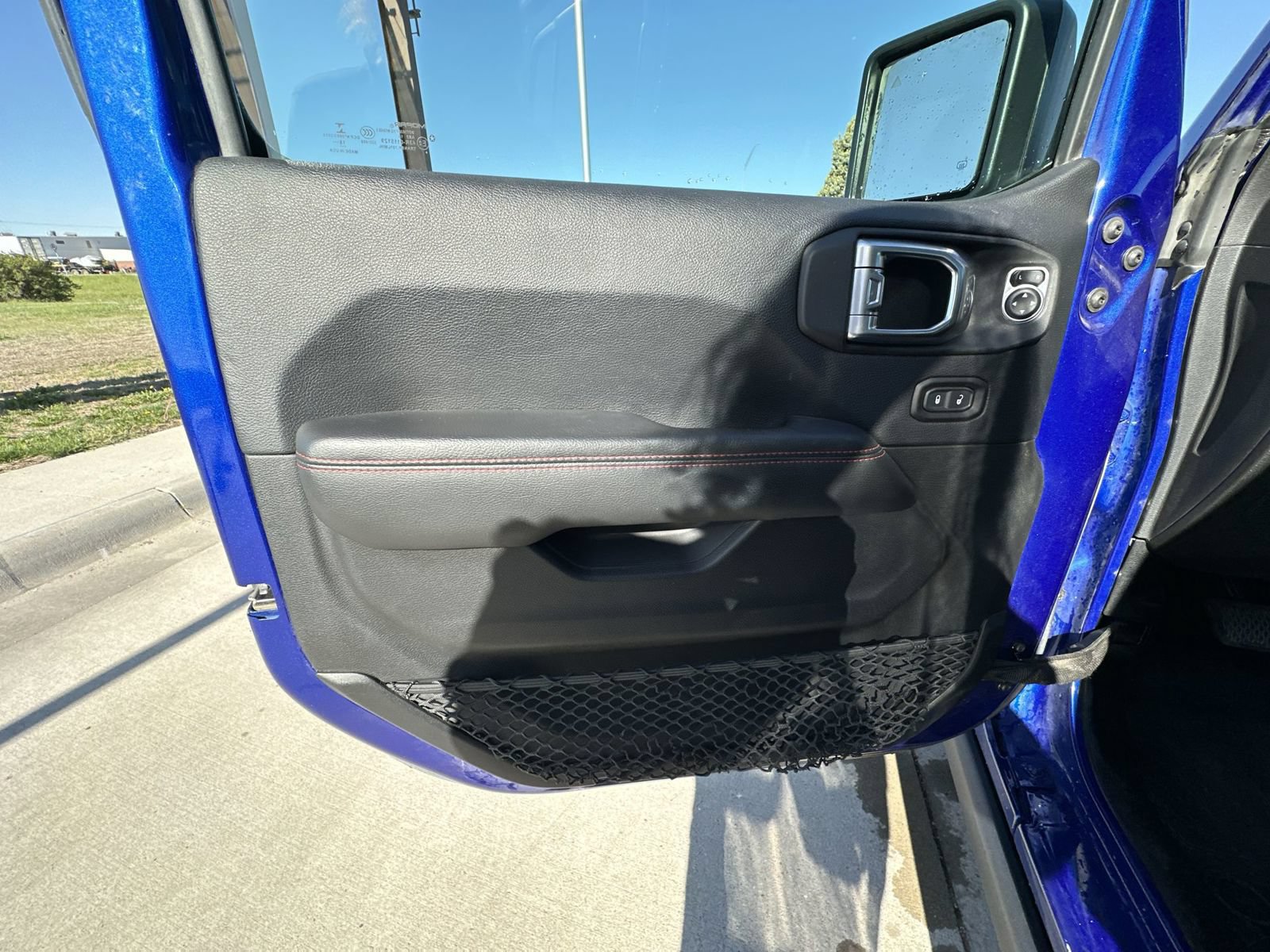 Used 2018 Jeep Wrangler Unlimited Rubicon AWD/4WD image 22