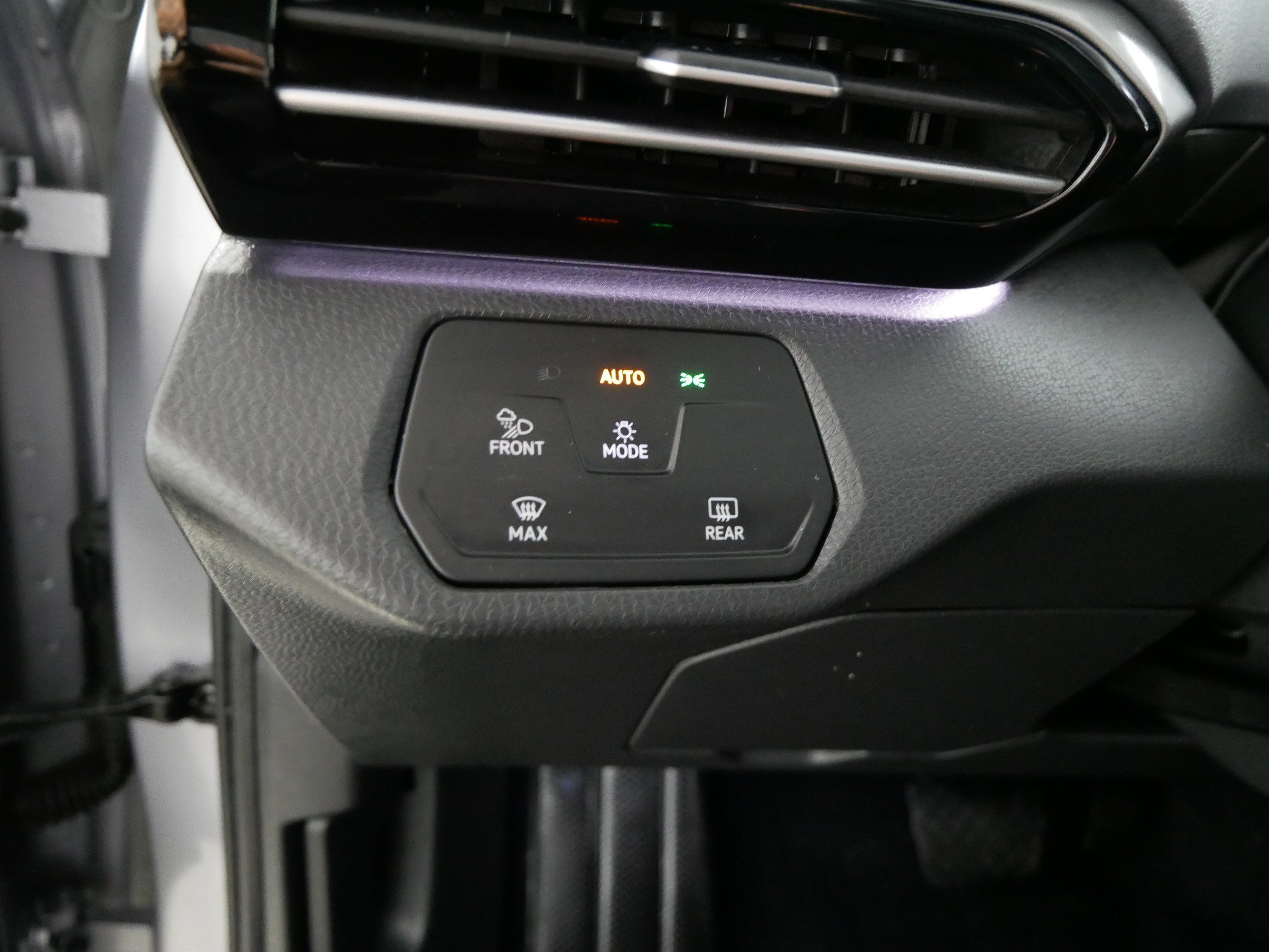 Certified 2023 Volkswagen ID.4 Pro S image 26