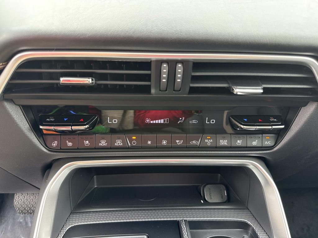 New 2026 MAZDA CX-90 Plug-In Hybrid w/ Premium Plus AWD/4WD image 33