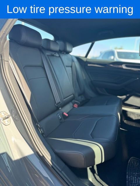 Used 2023 Volkswagen Arteon SE image 27