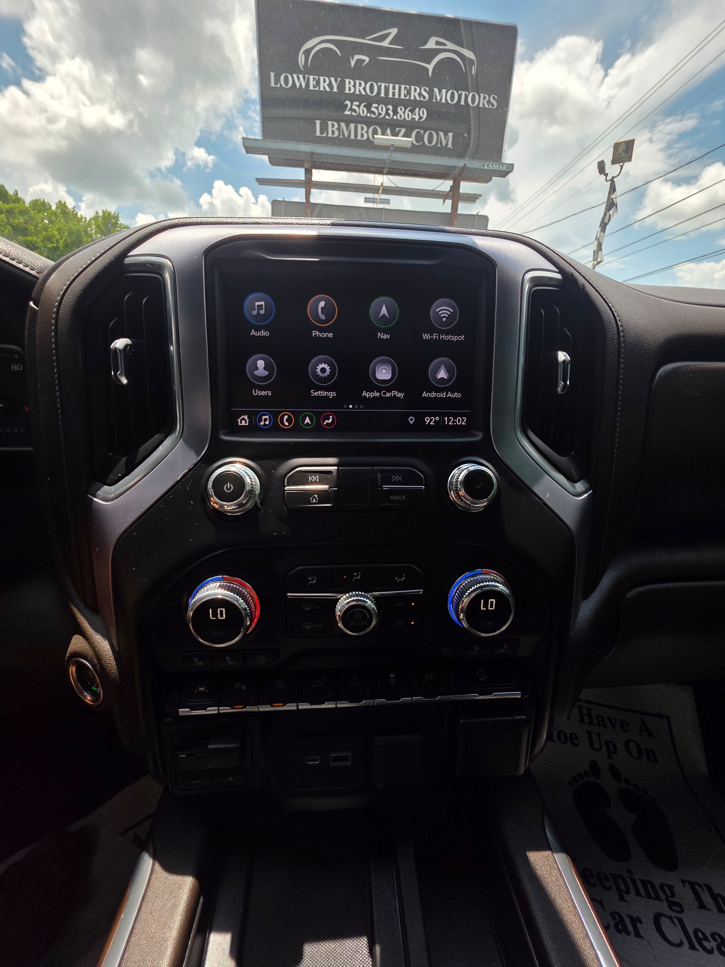 Used 2019 GMC Sierra 1500 SLT w/ SLT Premium Plus Package AWD/4WD image 9