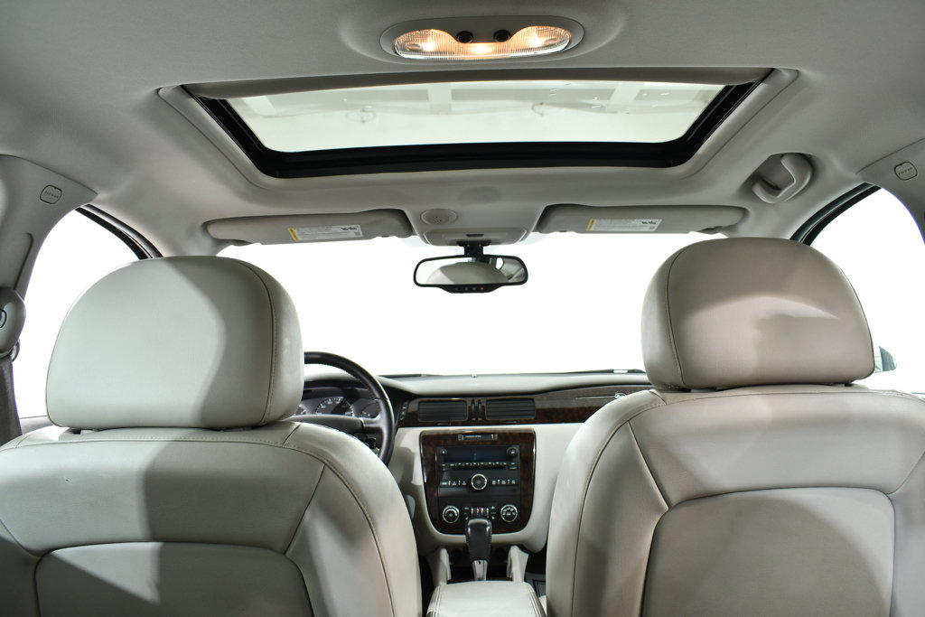 Used 2012 Chevrolet Impala LTZ FWD image 17