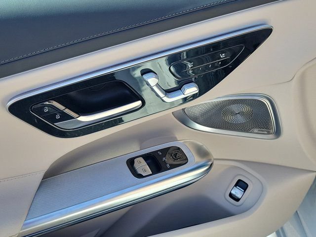 Used 2024 Mercedes-Benz CLE 300 4MATIC Coupe image 16
