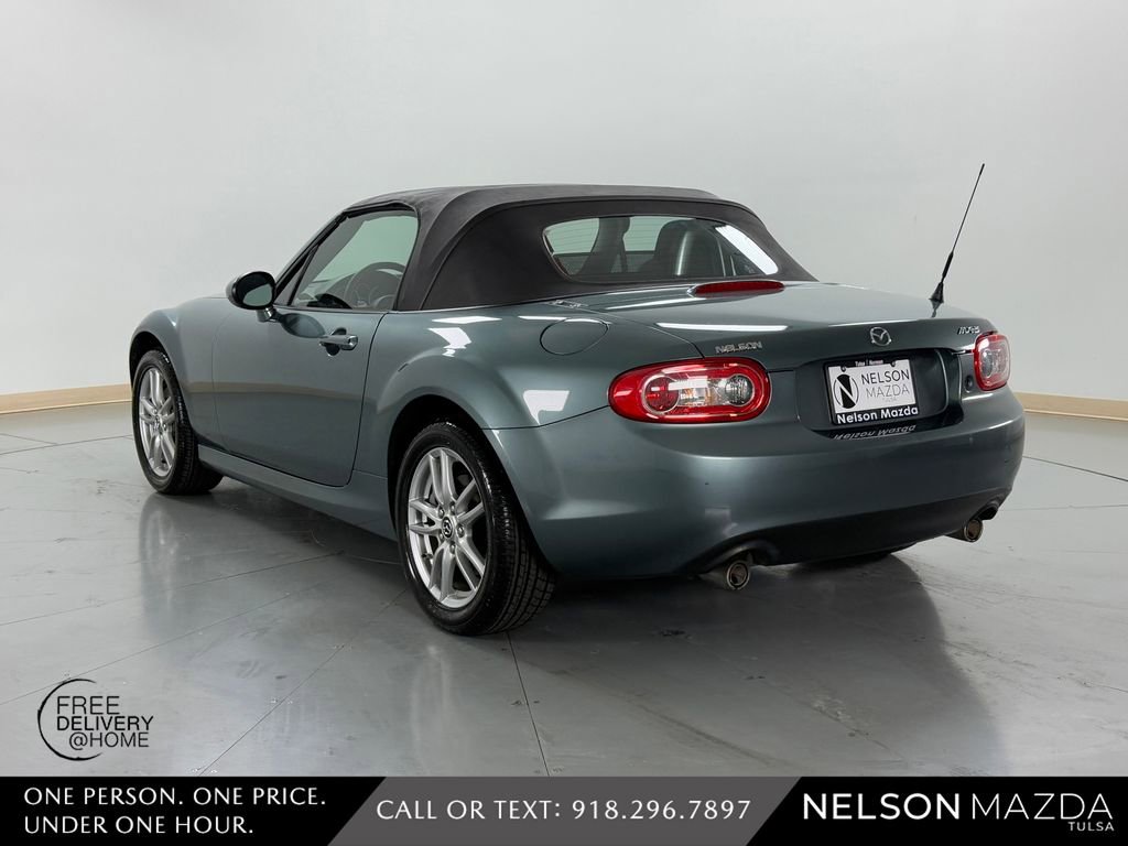 Used 2013 MAZDA MX-5 Miata Sport image 9