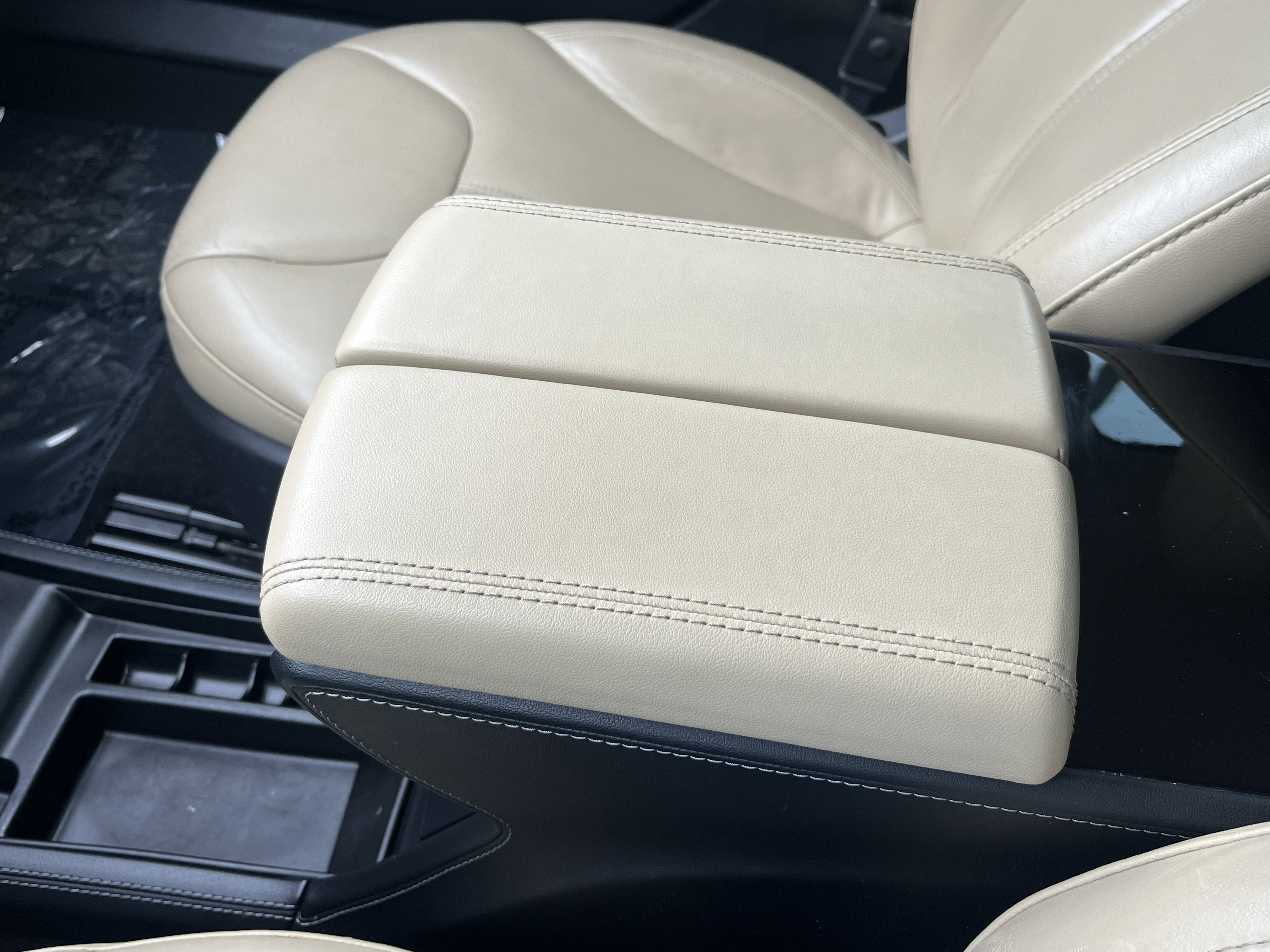 Used 2014 Tesla Model S 60 image 21