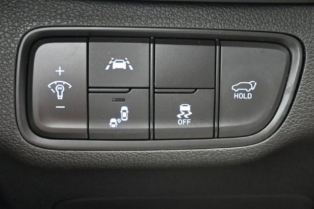 Used 2019 Hyundai Santa Fe FWD image 28
