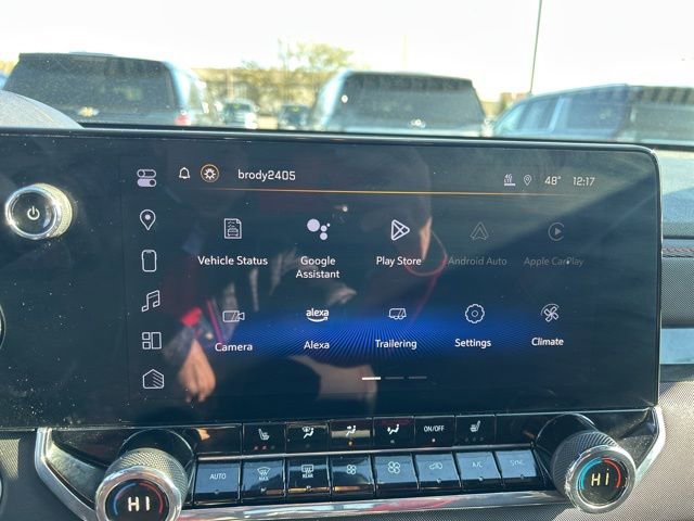 Used 2024 Chevrolet Colorado Z71 w/ Z71 Convenience Package 2 image 23