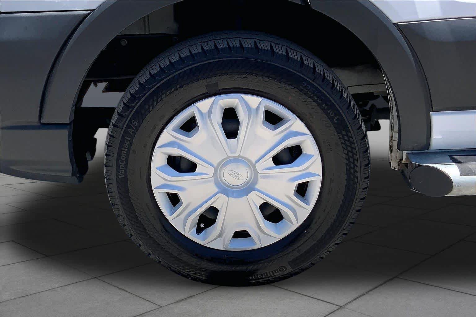 Certified 2025 Ford Transit 250 Low Roof w/ Exterior Upgrade Package RWD image 10