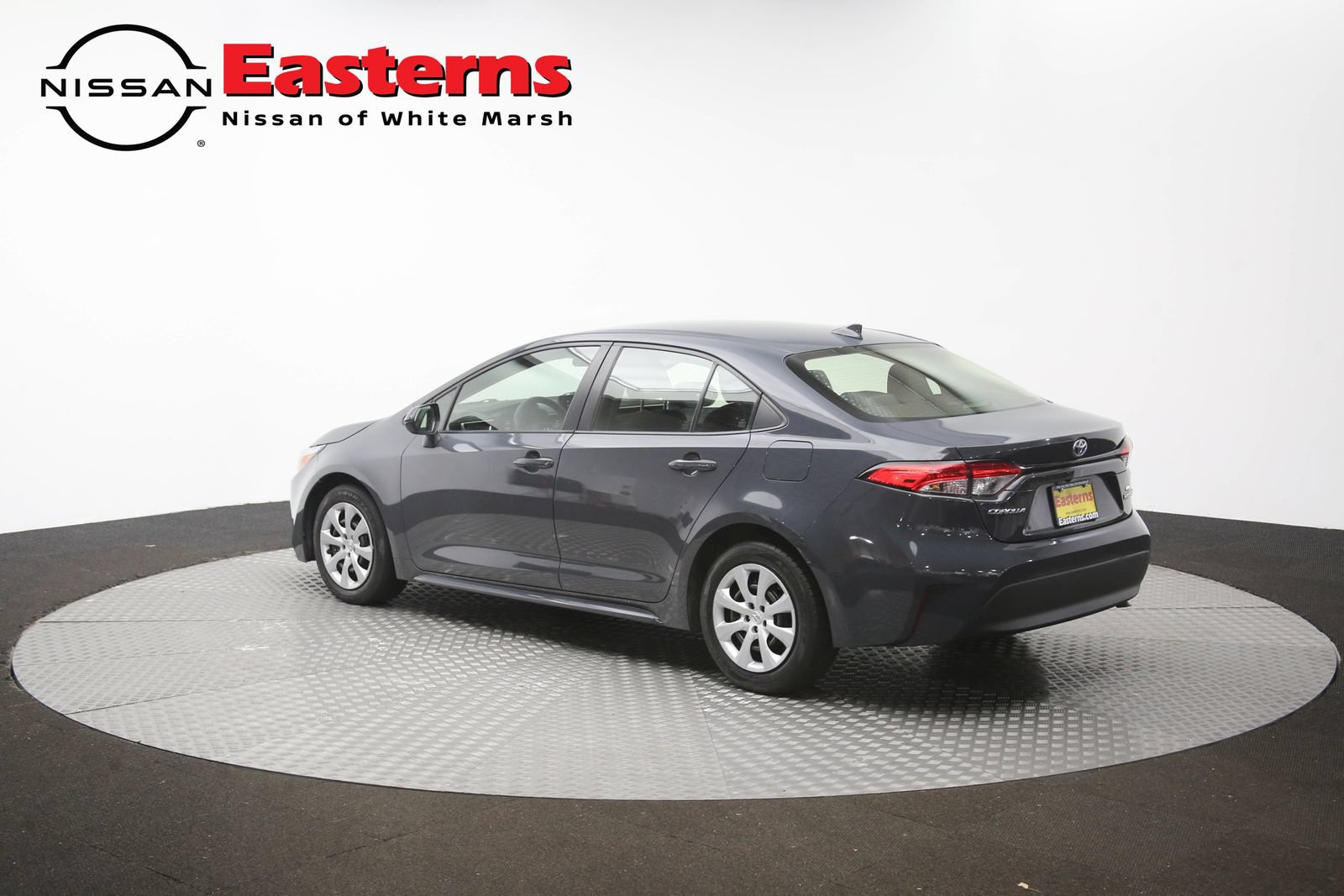 Used 2023 Toyota Corolla LE w/ Carpet Mat Package (TMS) FWD image 58