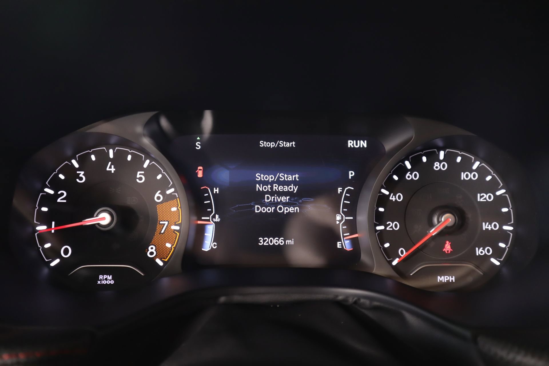 Used 2024 Jeep Compass Trailhawk AWD/4WD image 4
