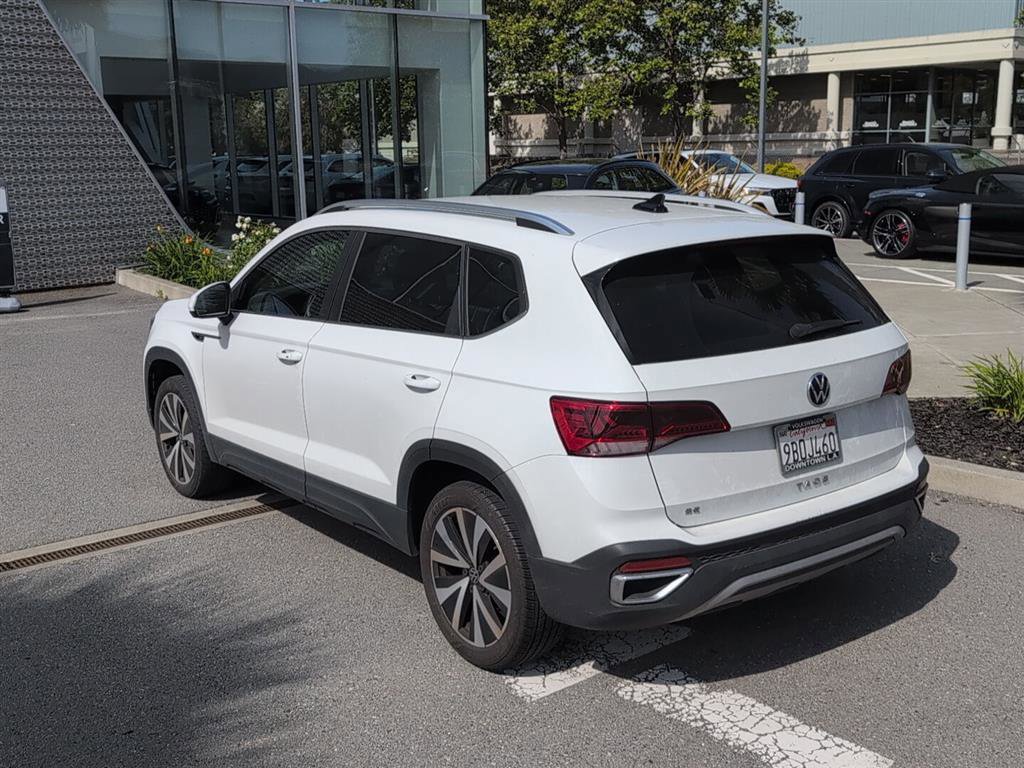 Used 2022 Volkswagen Taos SE FWD image 16