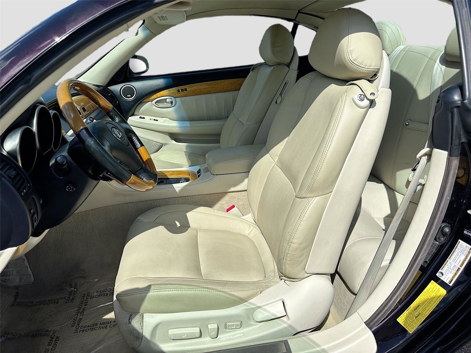 Used 2005 Lexus SC 430 Convertible image 21