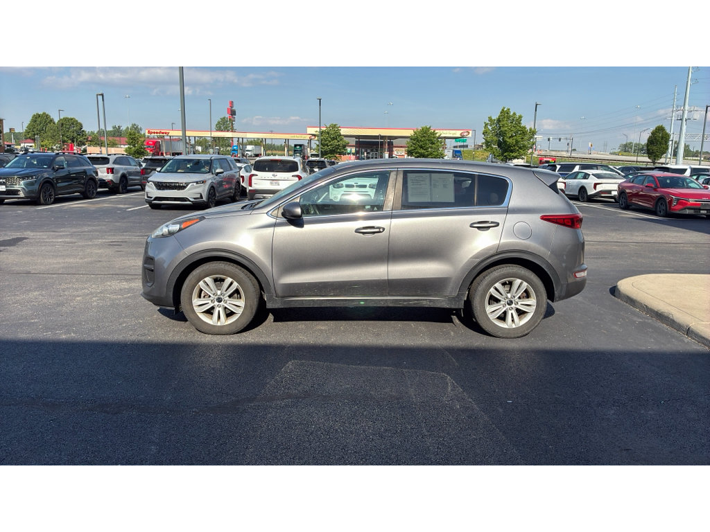 Used 2018 Kia Sportage LX FWD image 3