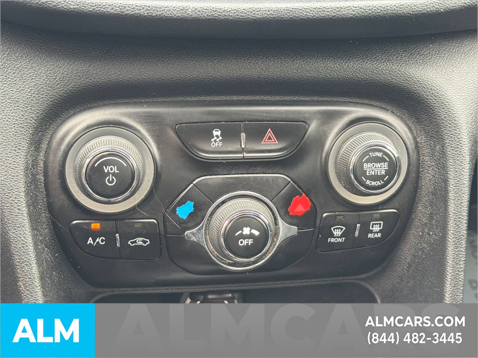 Used 2014 Dodge Dart SXT w/ Sun/Sound Group FWD image 33
