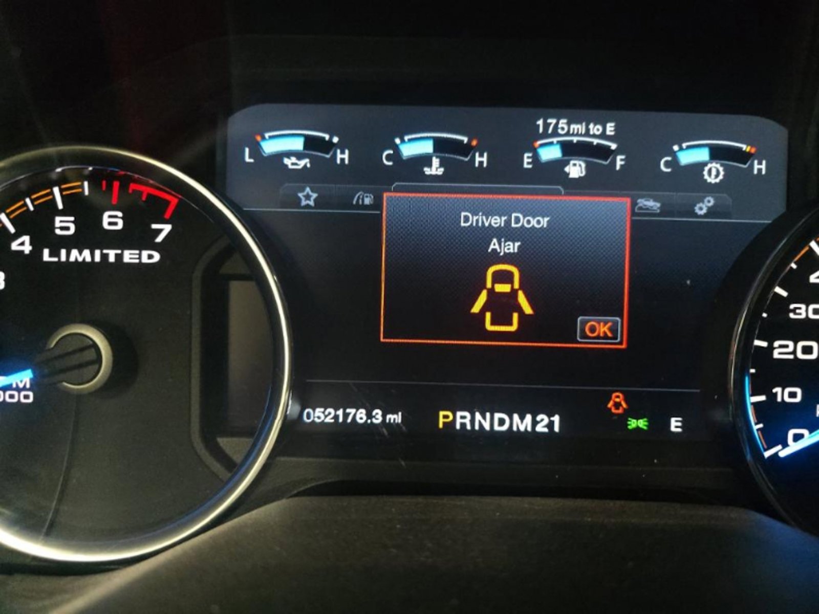 Used 2016 Ford F150 Limited AWD/4WD image 11