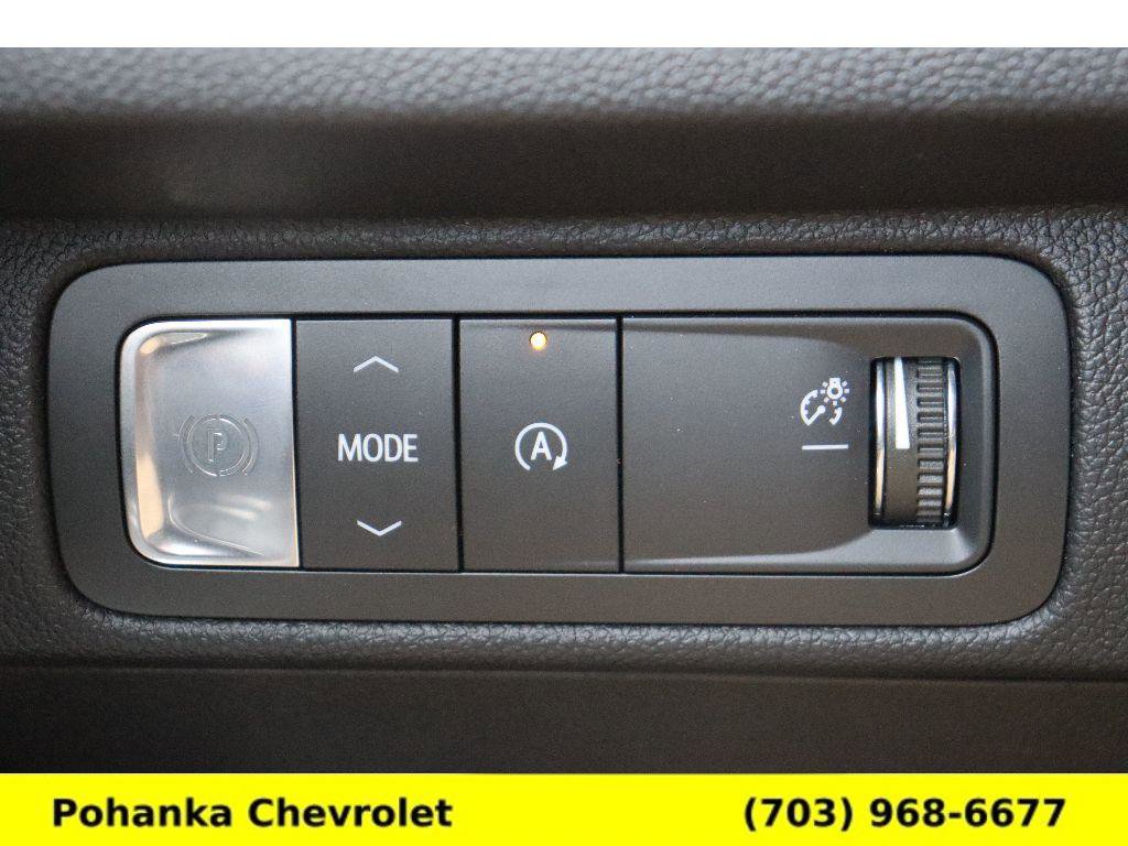 Used 2026 Chevrolet Traverse RS w/ LPO, Floor Liner Package FWD image 14
