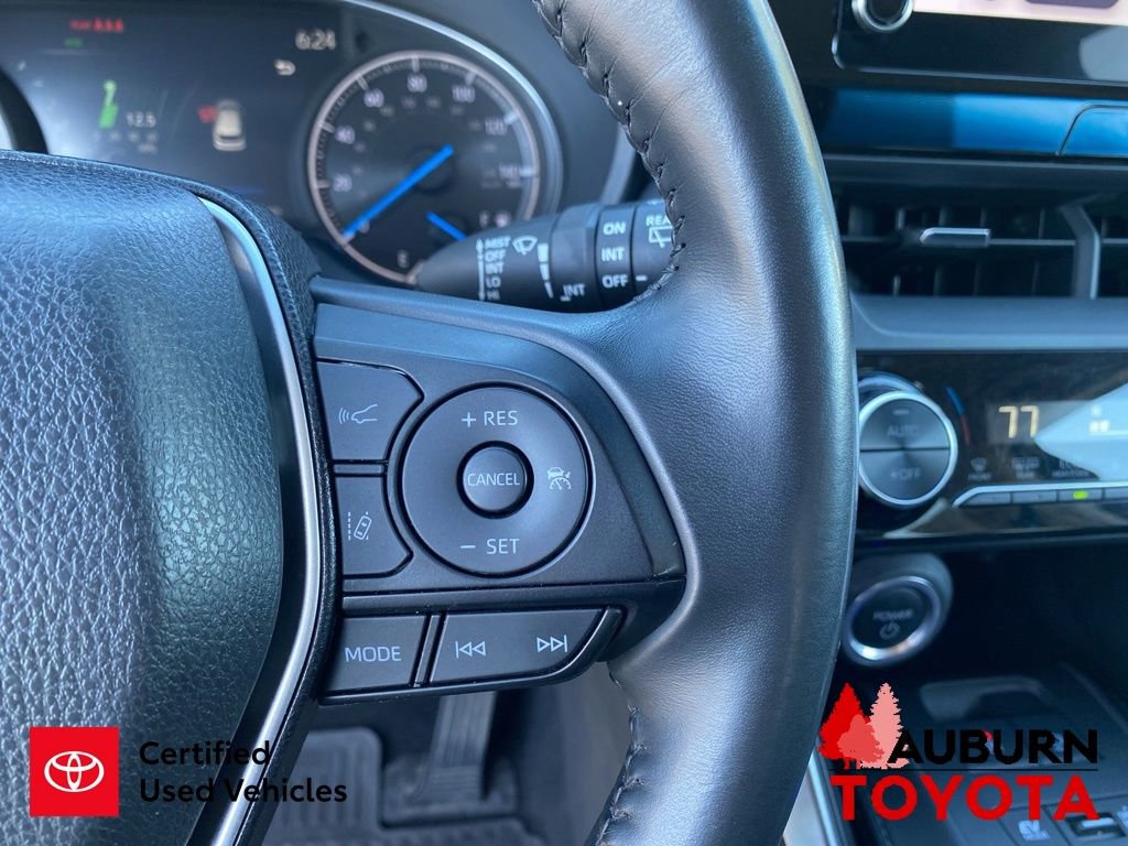 Certified 2024 Toyota Venza LE AWD/4WD image 37
