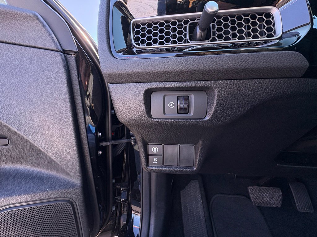 Used 2024 Honda Civic LX image 11