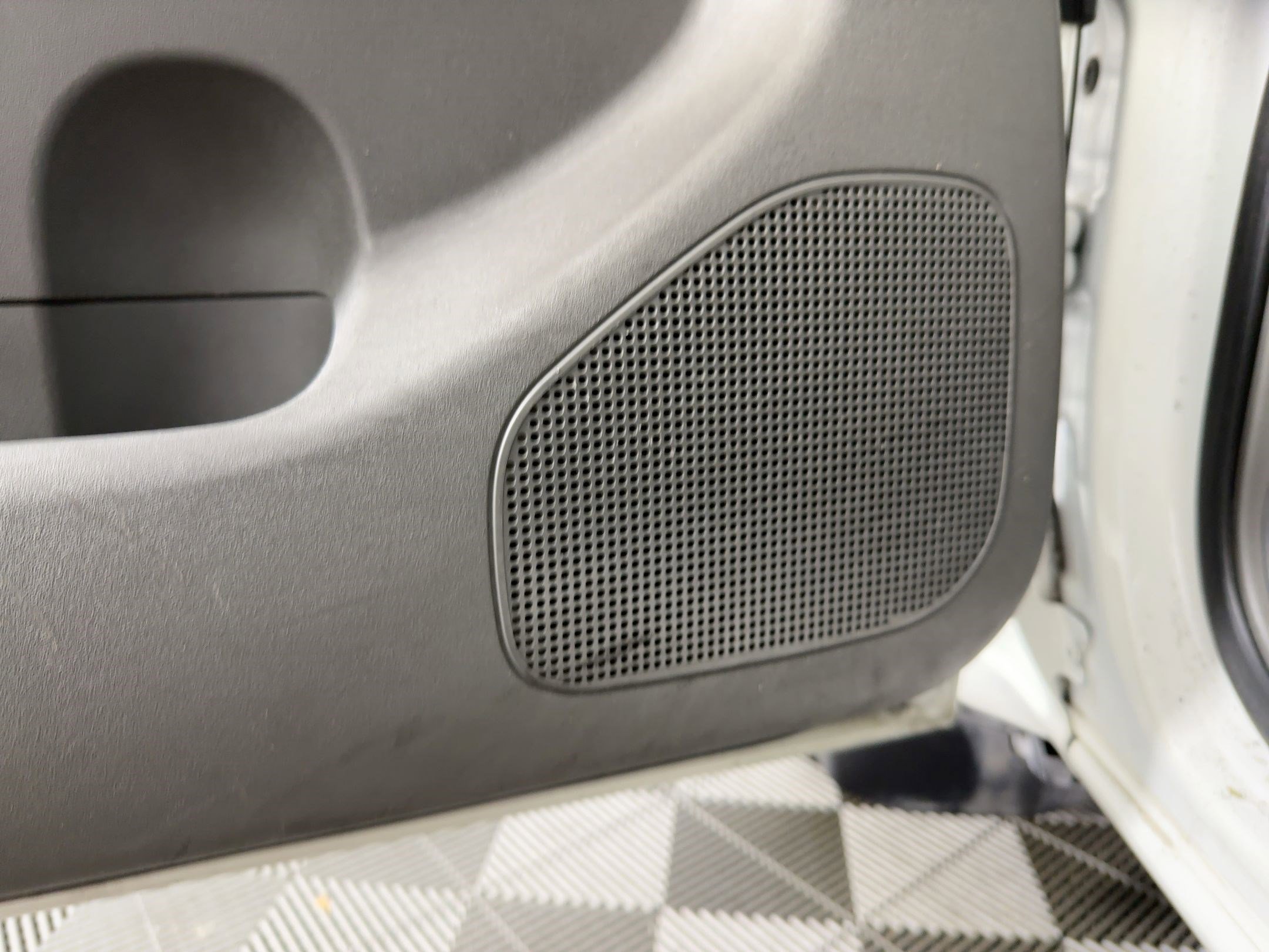 Used 2021 Nissan Frontier SV image 18