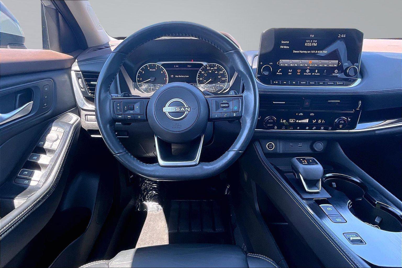 Certified 2023 Nissan Rogue SL w/ SL Premium Package FWD image 6