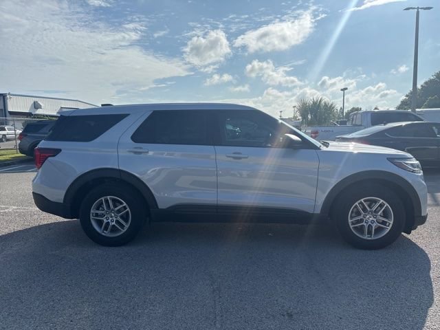 Used 2026 Ford Explorer Active RWD image 4