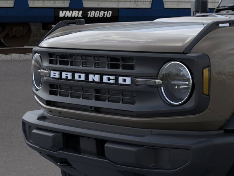 New 2025 Ford Bronco 2-Door AWD/4WD image 21