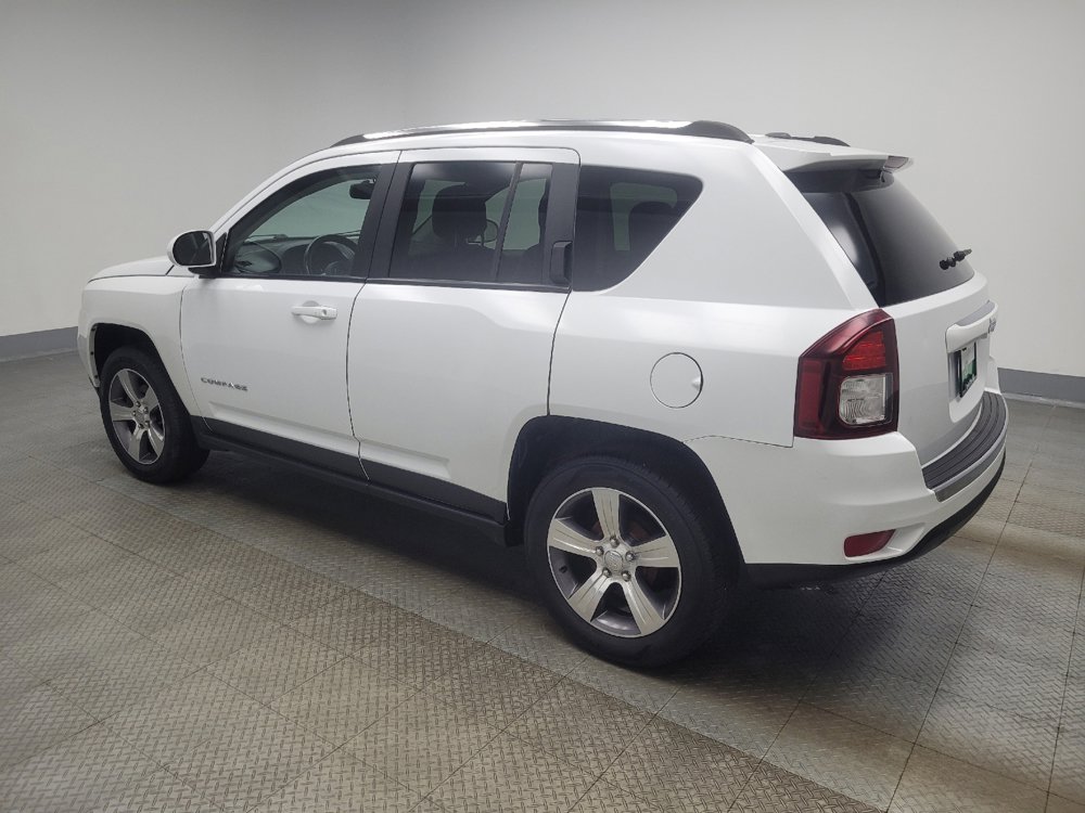Used 2017 Jeep Compass High Altitude FWD image 3